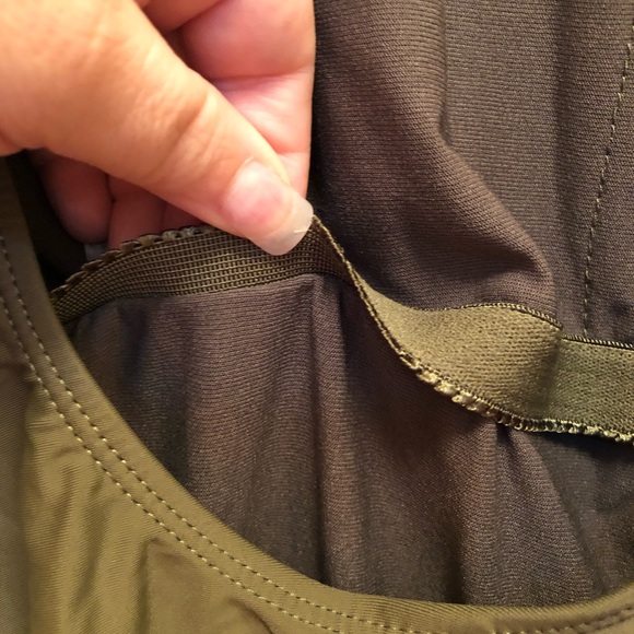 🌞 One piece swimsuit ☀️ beach ready. - Picture 3 of 6